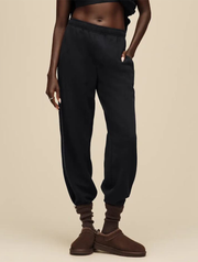 1158770-BLK_UGG-1