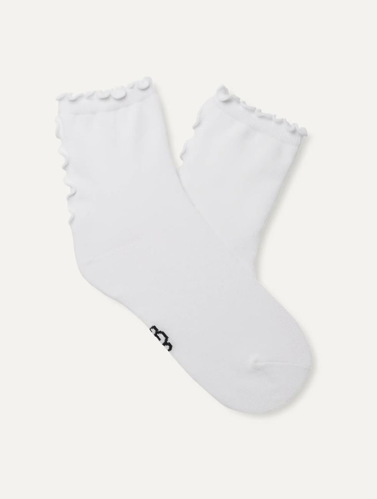 1175251-WHT_UGG-1