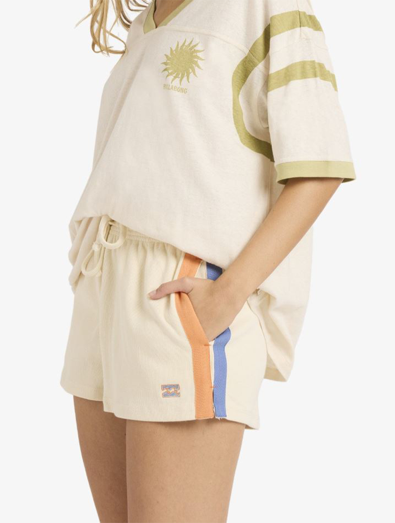 Billabong Classic Feels Fleece Short