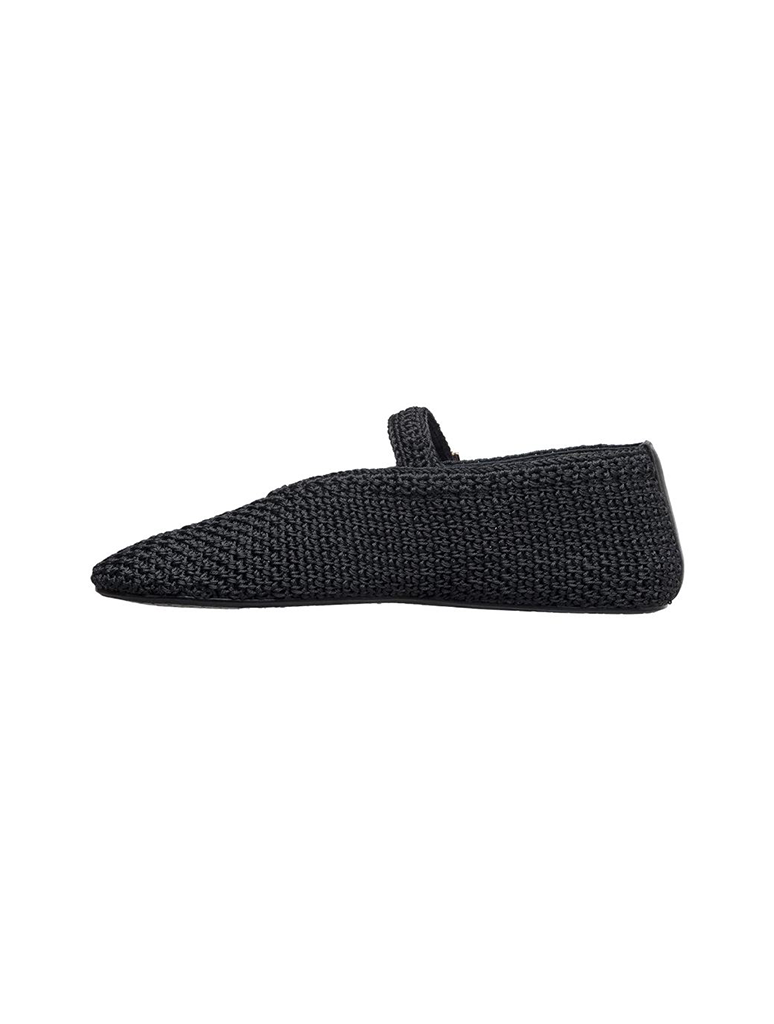 2J01-DAPHNE-BLACK_ANTELOPE-2