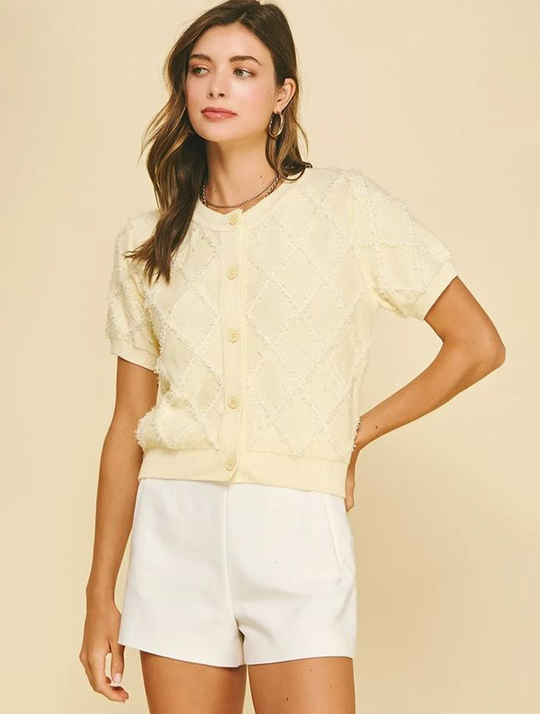 Textured Diamond Pattern Knit Cardigan