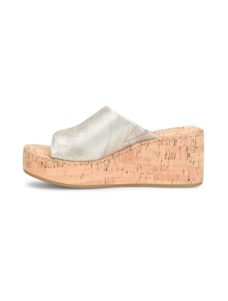 Born Shilo Wedge Heel