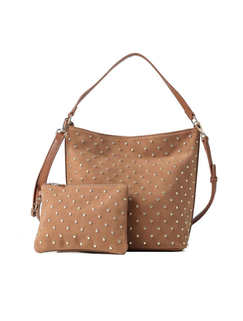 CELINE-SAD_HAUTESHORE-1