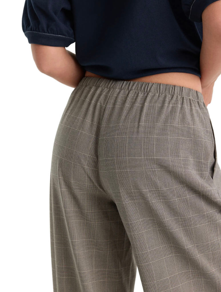 Good American The Pull On Trouser