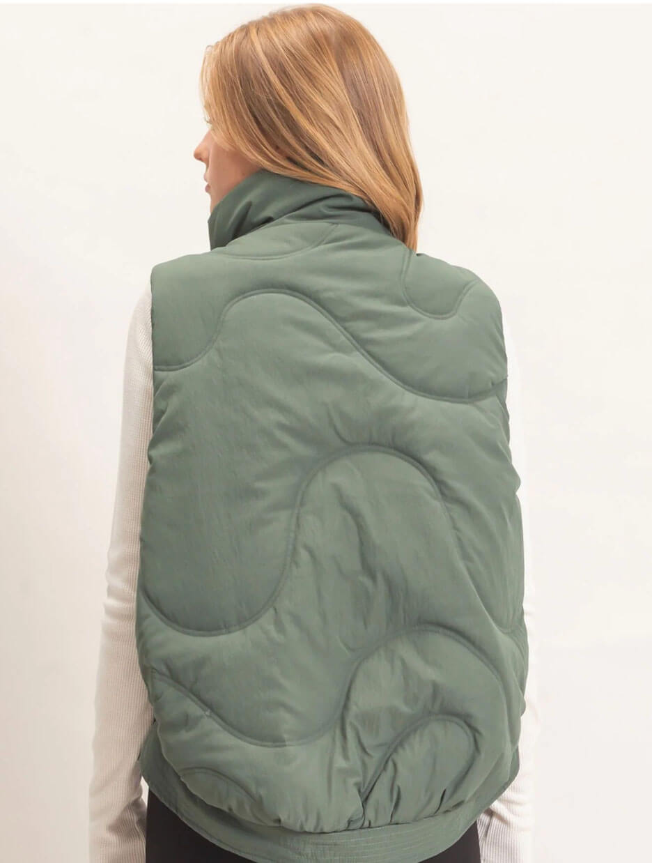 Quilted Funnel Neck Puffer Vest