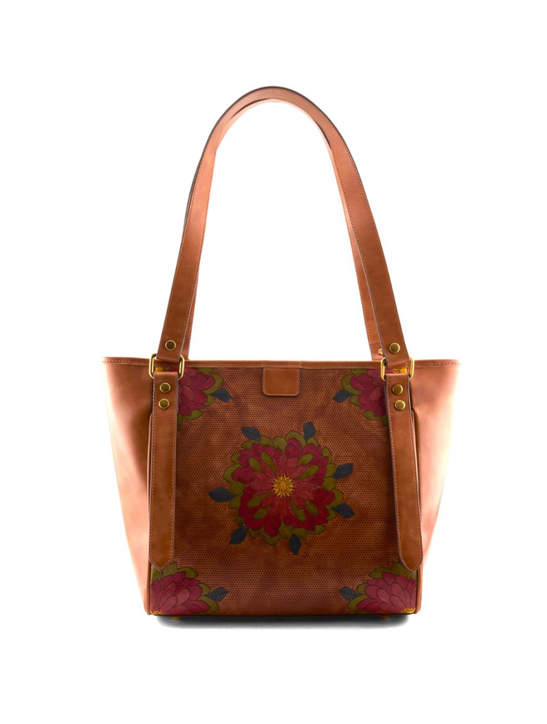 HB-STUFFLUV-CAM_LARTISTE-1