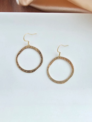 LAIN1040_SPIFFYANDSPLENDID-1