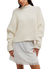 OB2530200-1103_FREEPEOPLE-1