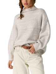 OB2654189-0472_FREEPEOPLE-1