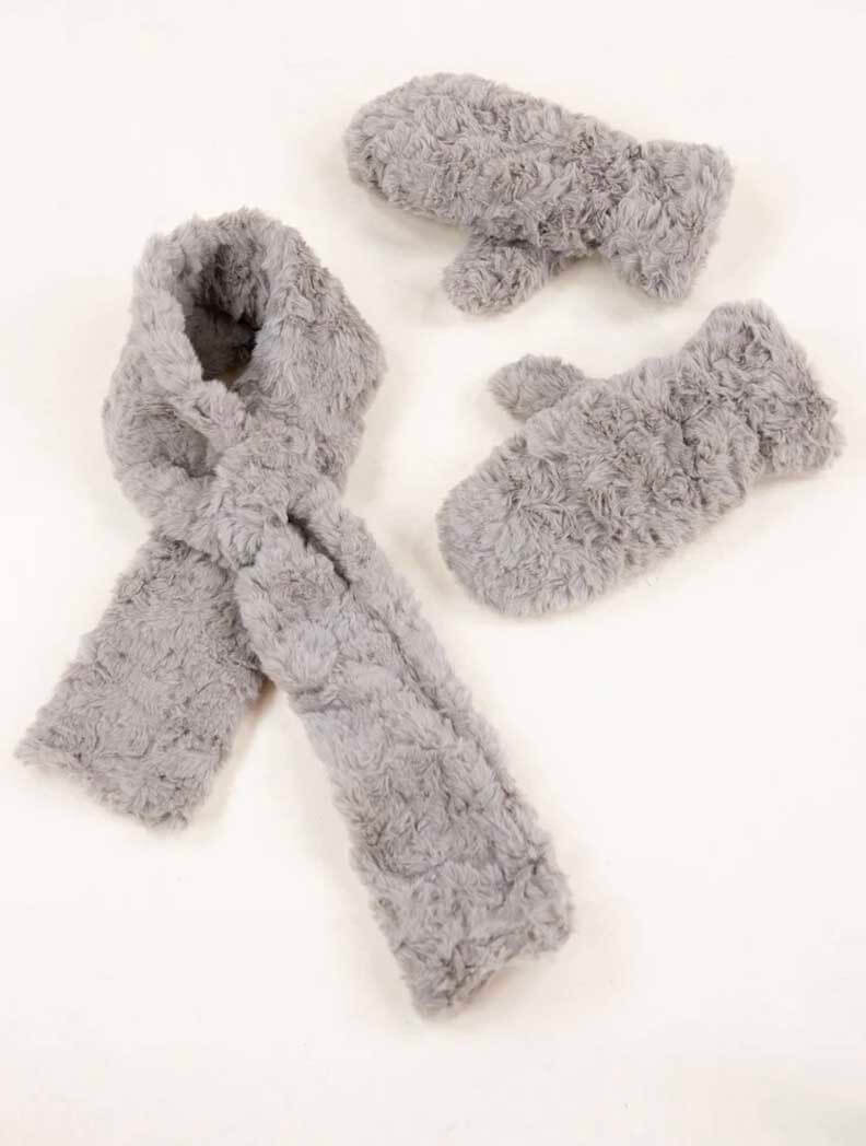 Minky Swirls Faux Fur Mittens
