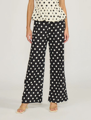 PA4893-BLKWH_LUCYPARIS-1