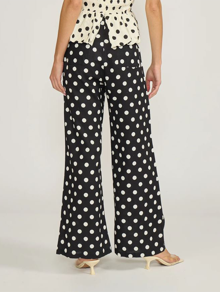 PA4893-BLKWH_LUCYPARIS-3