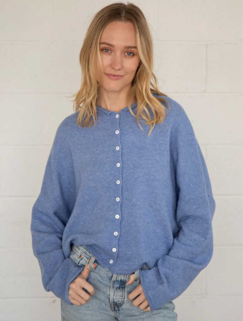 TBW237-DBLU_THINGSBETWEEN-1