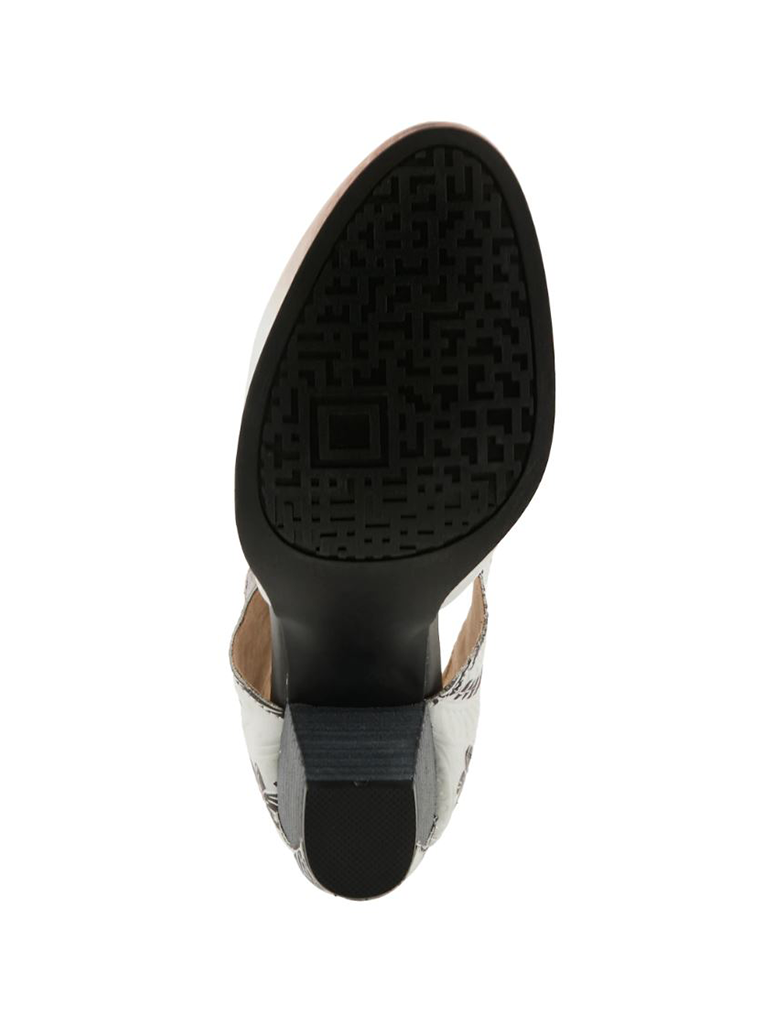 L'Artiste By Spring Step Toolie Heel