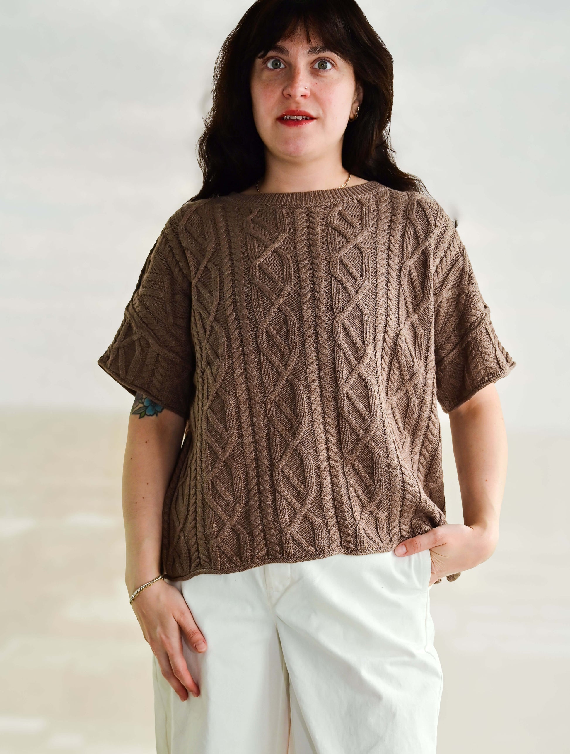 Short Sleeve Crew Neck Cable Knit Sweater Top
