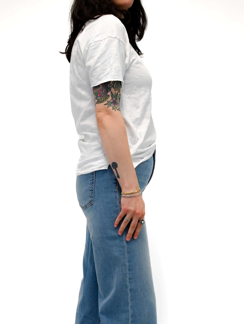 Short Sleeve Swing Hem Crewneck Tee in White