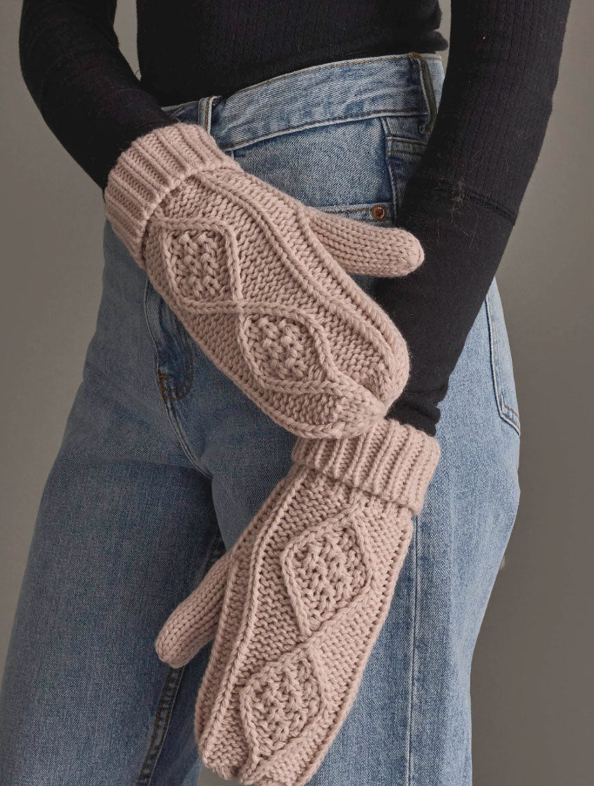 Cable Knit Mittens