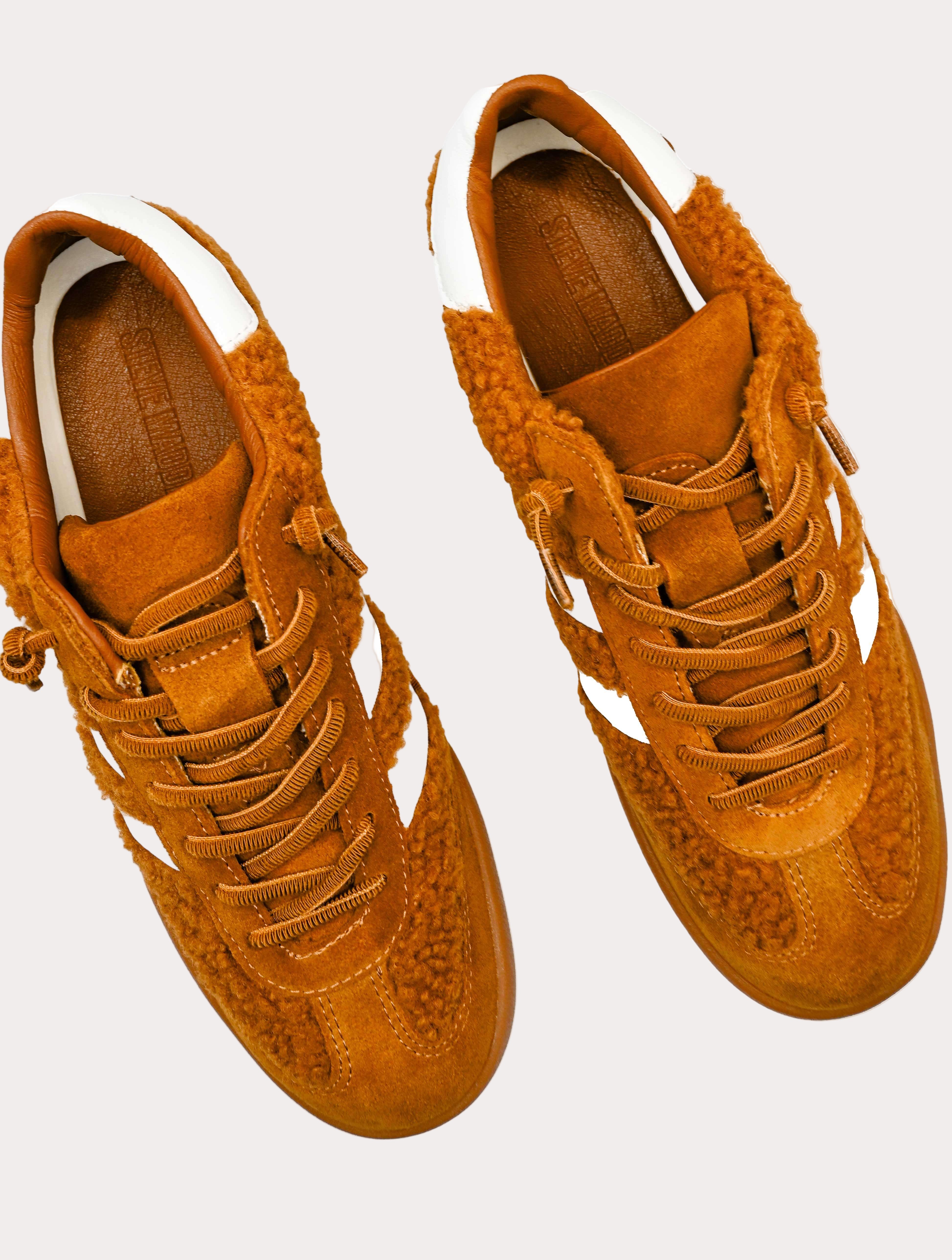 Steve Madden Verdict Fur Sneaker (Final Sale)