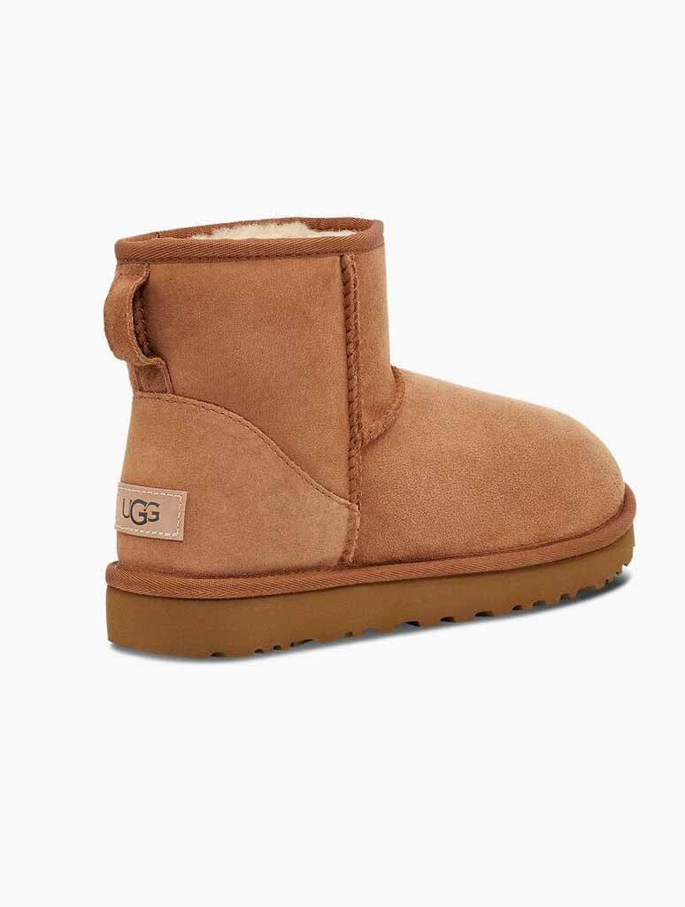 UGG Women's Classic Mini II Boot in Chestnut