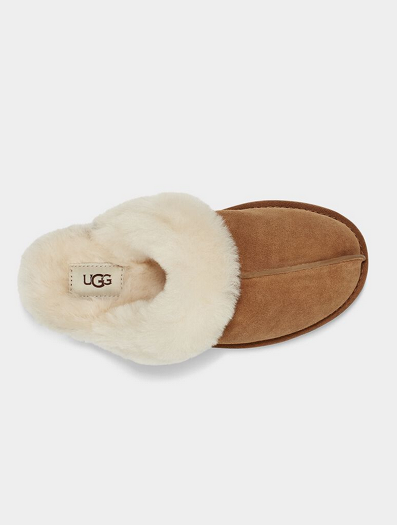 UGG Scuffette II Slipper in Chestnut