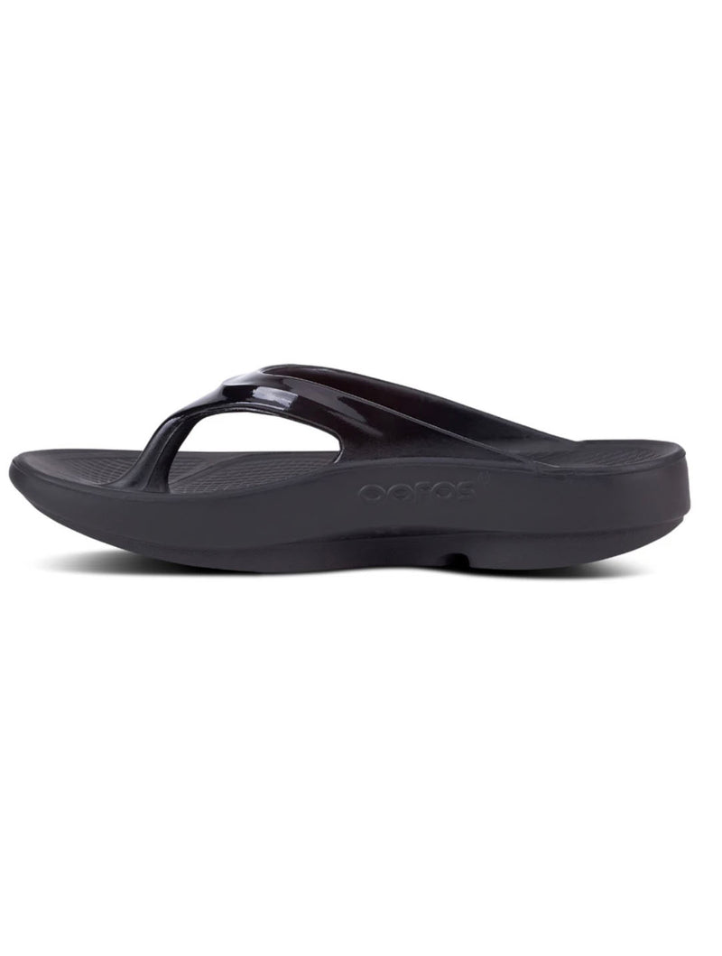 6566995525707-Oofos-Oolala-Flip-Flop-in-Black-