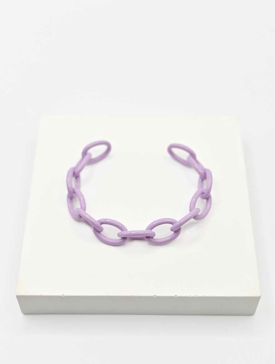 6709670477899-JAYNE-Enamel-Oval-Chain-Cuff-in-Lavender